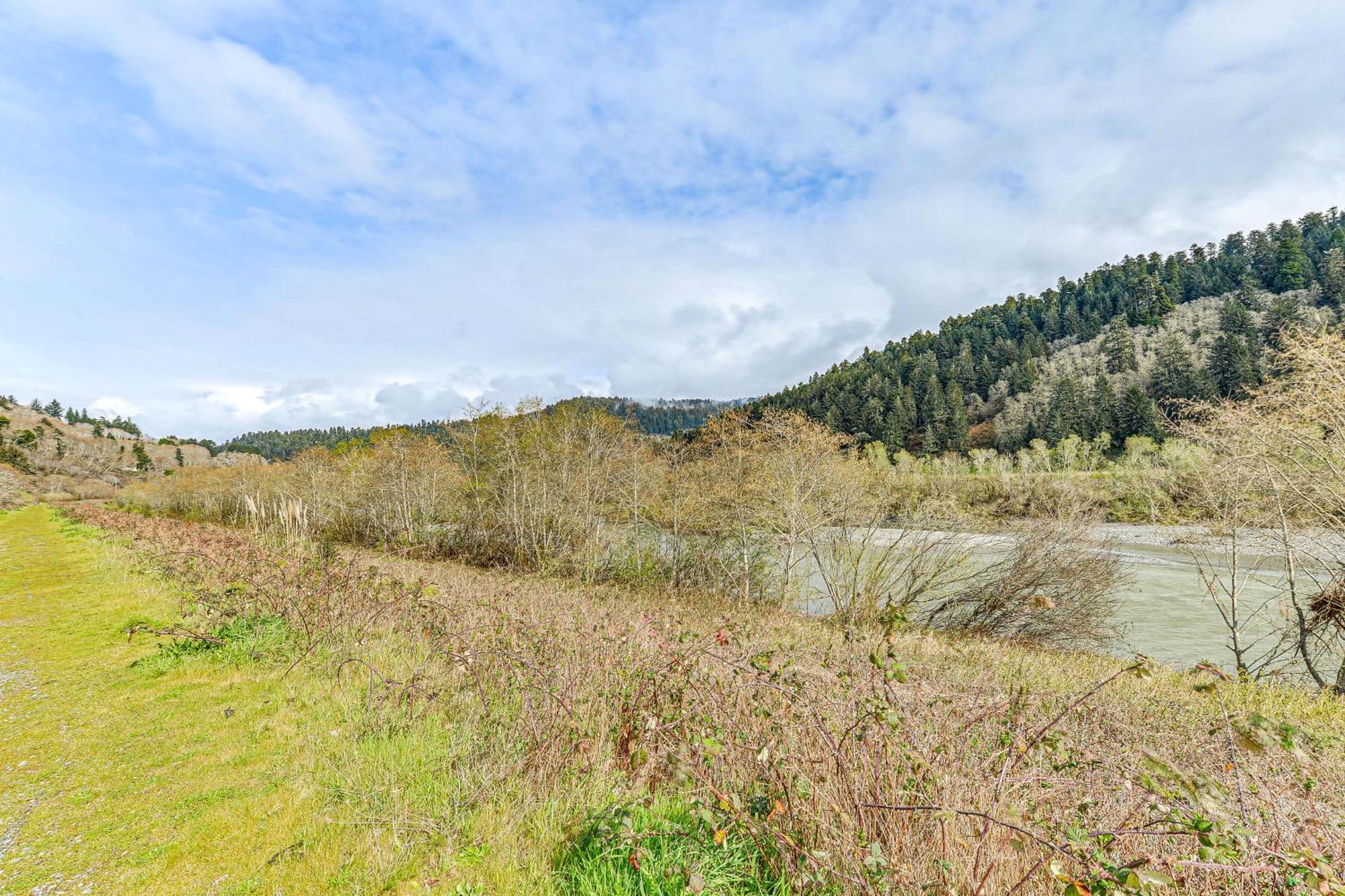 Cozy Norcal Cottage 2 Mi To Redwoods And Beaches! Orick المظهر الخارجي الصورة